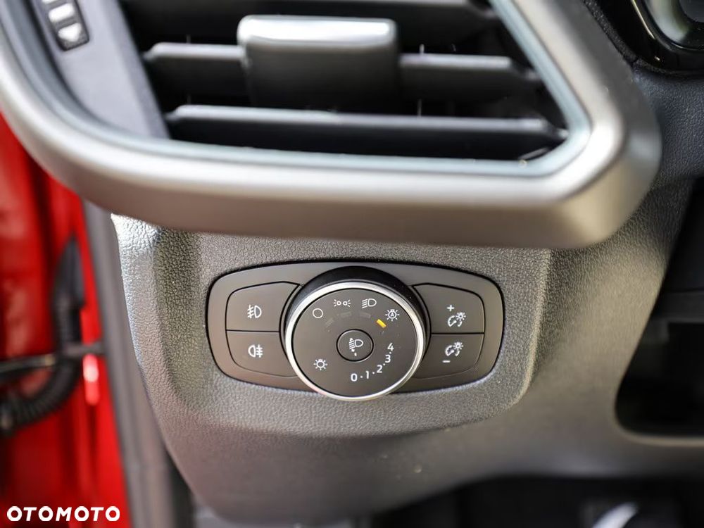 Ford Tourneo Courier 1.0 EcoBoost Titanium - 22