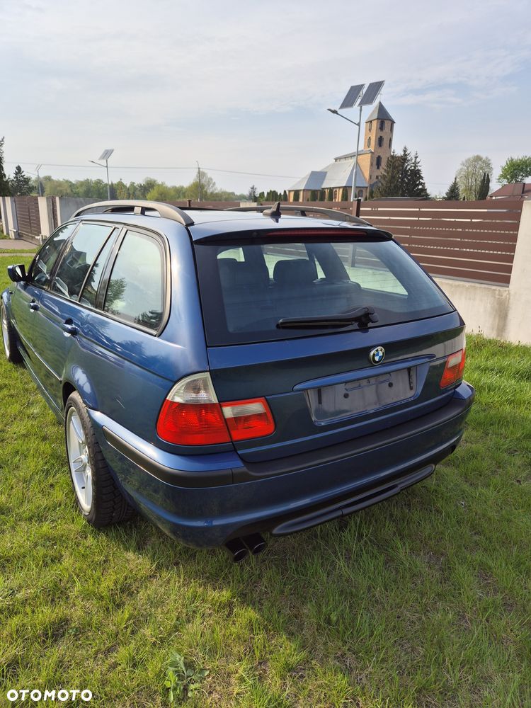 BMW Seria 3 320i Touring - 8