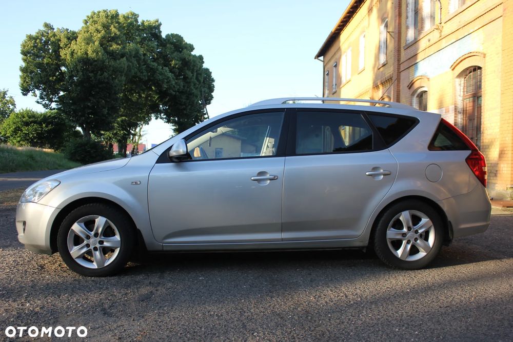 Kia Ceed - 2