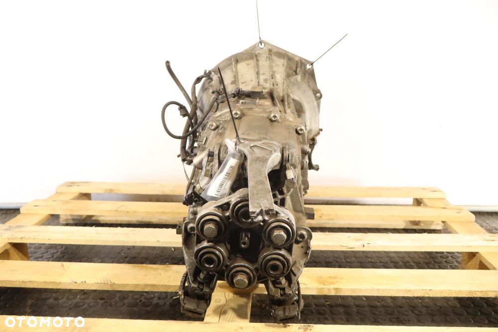 SKRZYNIA BIEGÓW 6 BIEGOWA BMW I F20 120D 2.0D - 2