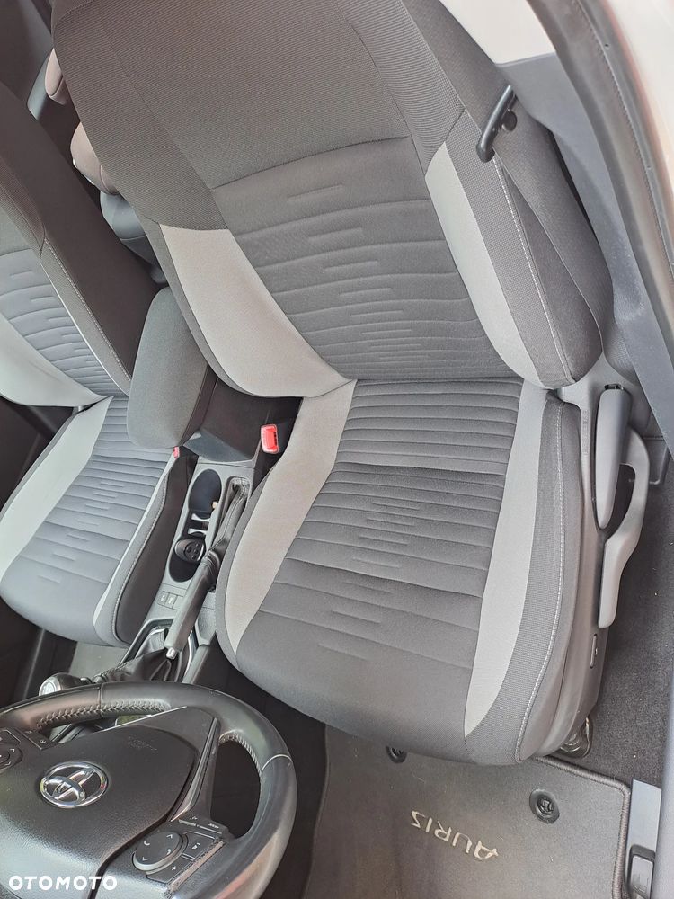Toyota Auris 1.2 Turbo Edition S+ - 10