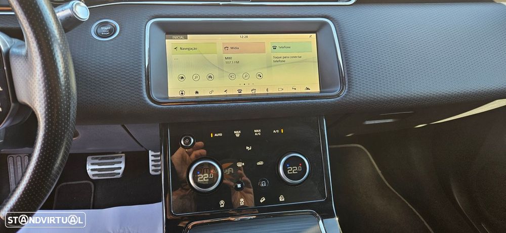 Land Rover Range Rover Evoque 2.0 D150 AWD R-Dynamic S Auto - 18