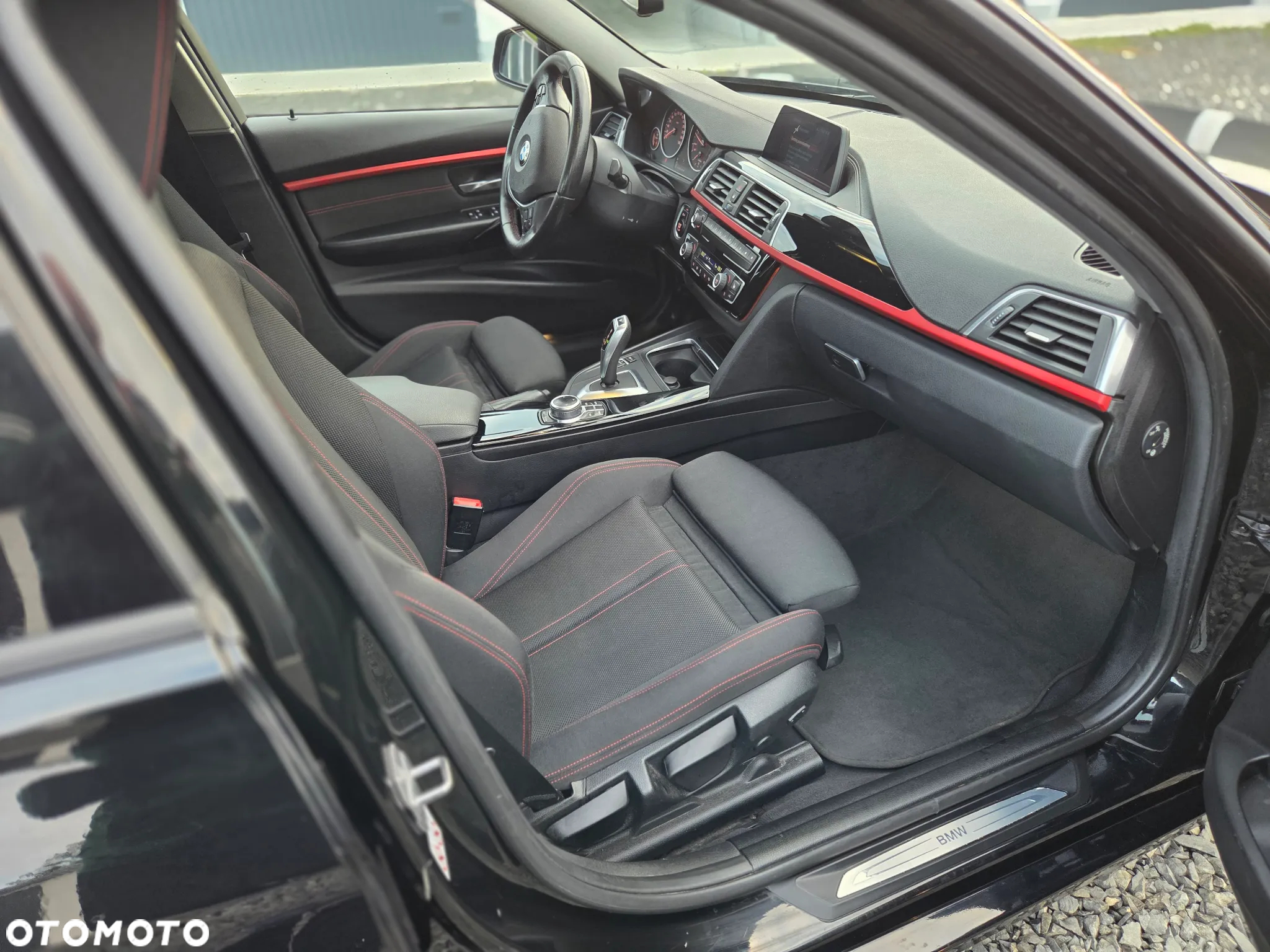 BMW Seria 3 318d Sport Line - 8