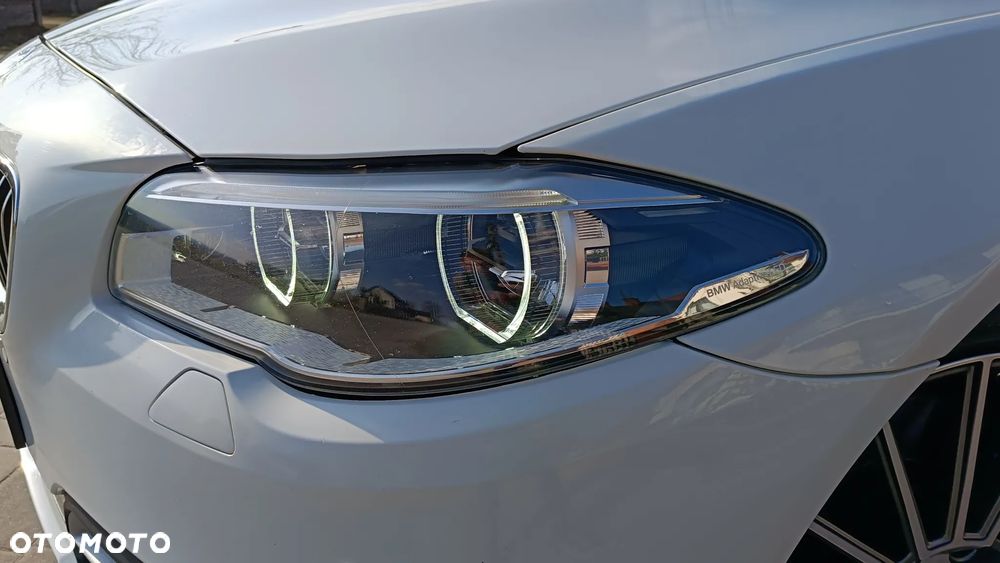 BMW Seria 5 530d xDrive Modern Line - 7