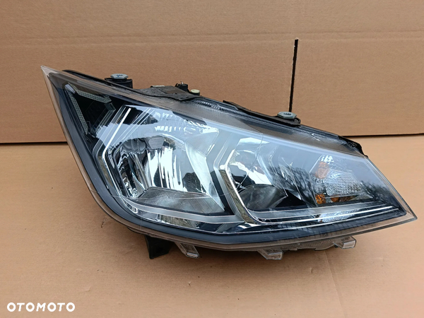 Lampa przednia prawa LED Seat Ibiza Arona V 5 oryg 6F1941016A