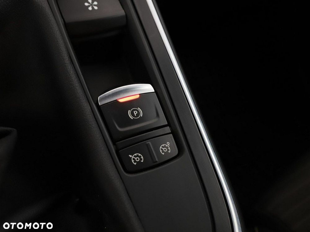 Renault Scenic 1.3 TCe FAP Intens - 31