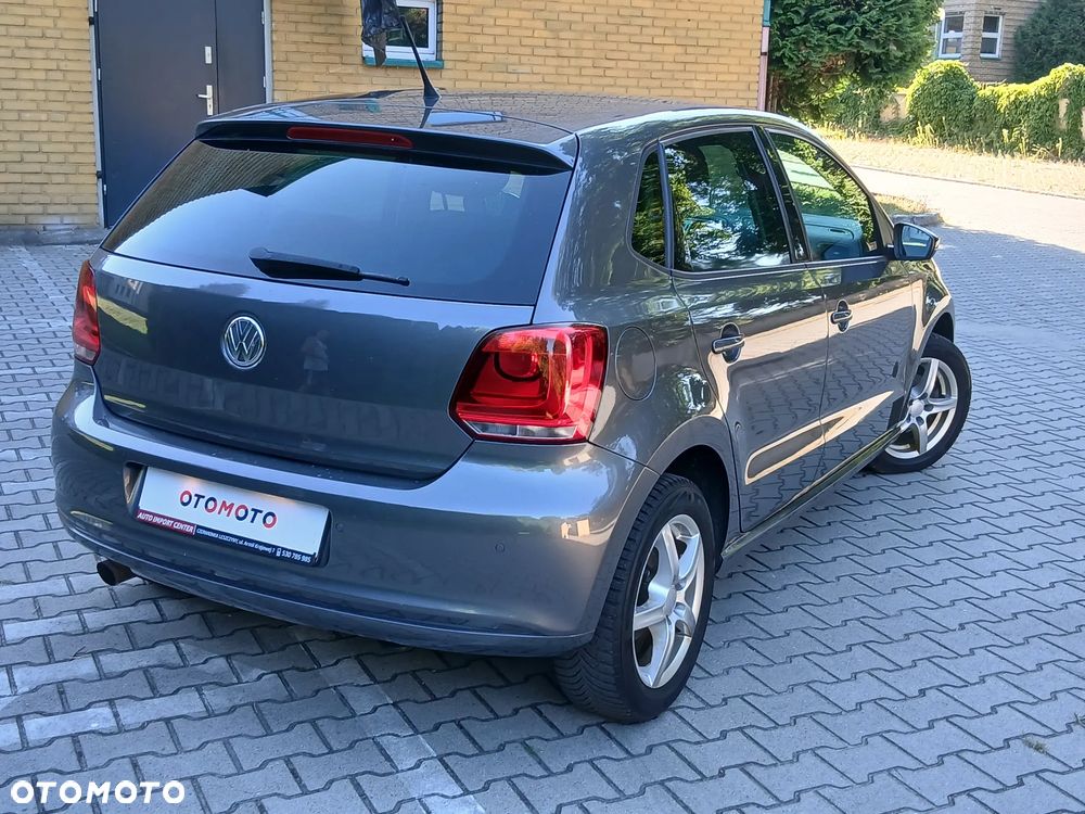 Volkswagen Polo 1.2 TSI MATCH - 26