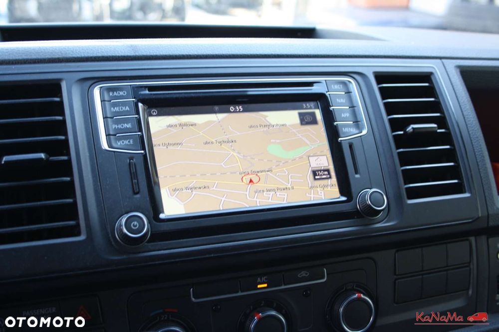 Volkswagen Transporter - 9