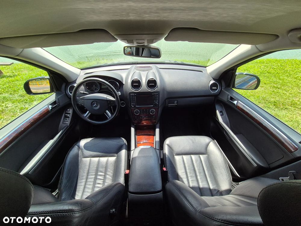 Mercedes-Benz ML 350 4Matic 7G-TRONIC - 24
