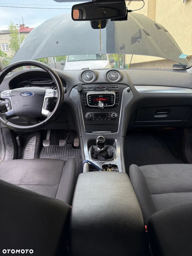 Ford Mondeo 2.0 TDCi Trend - 14