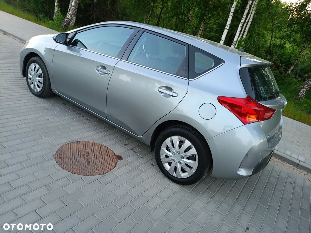 Toyota Auris 1.6 Edition - 11