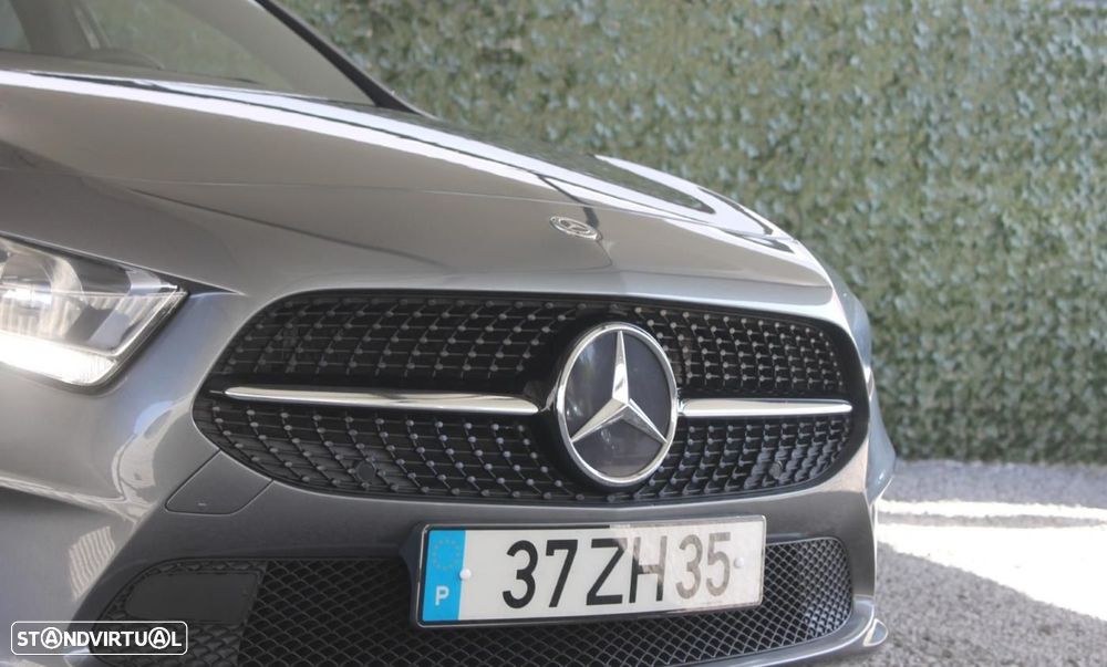 Mercedes-Benz A 180 Limousine d Style Aut. - 40