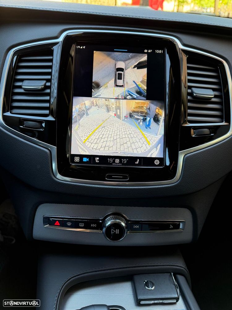 Volvo XC 90 T8 AWD Plus Bright - 24