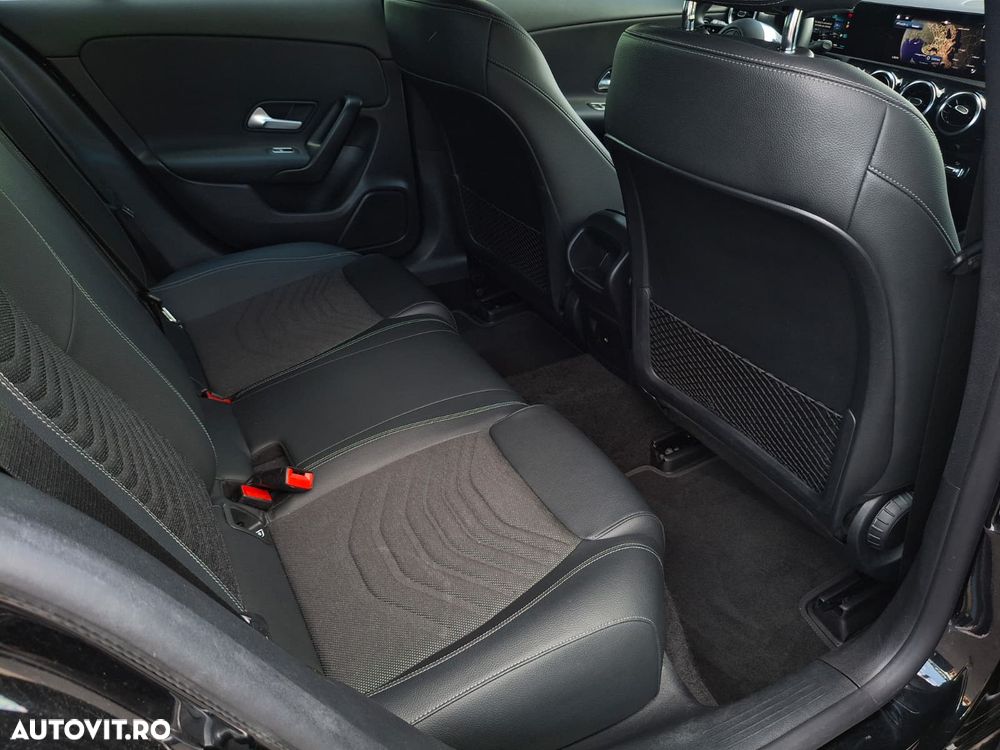 Mercedes-Benz CLA 180 7G-DCT - 13