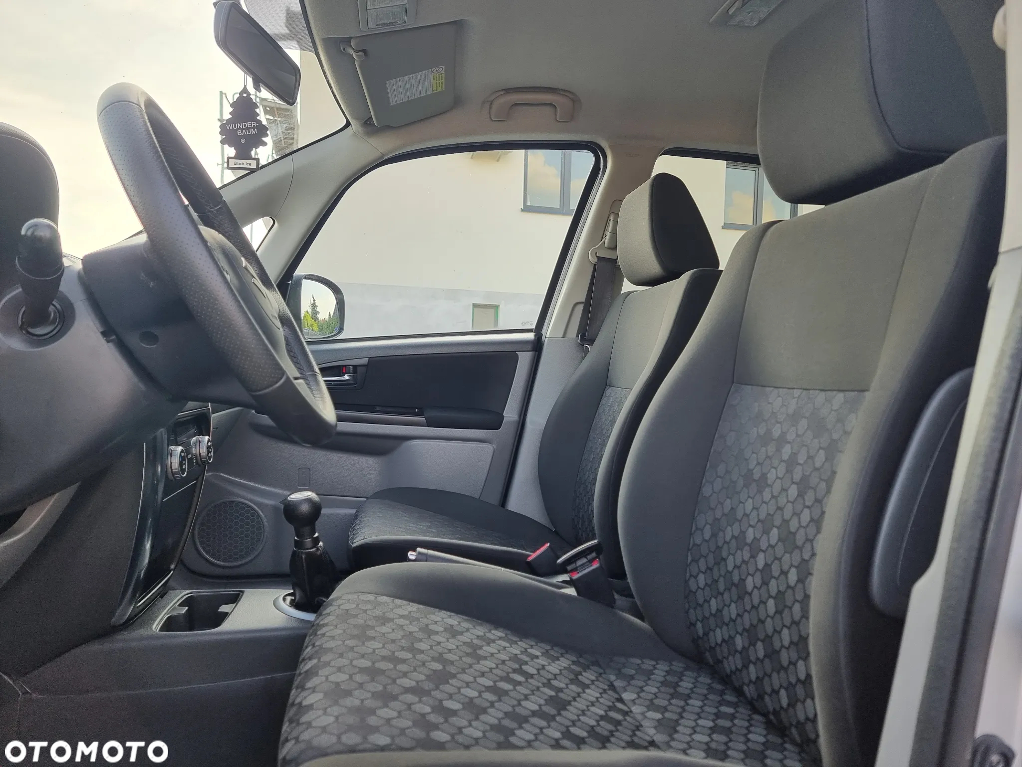 Suzuki SX4 1.6 Comfort Plus 4WD - 13
