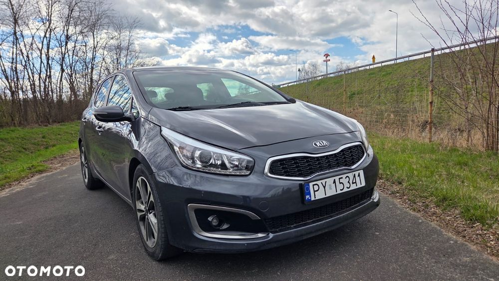Kia Ceed 1.6 CRDi 136 DCT ISG Platinum Edition - 15