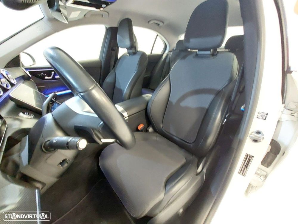 Mercedes-Benz C 220 d Avantgarde - 35