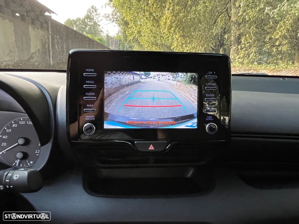 Toyota Yaris 1.5 HDF Comfort Plus - 33