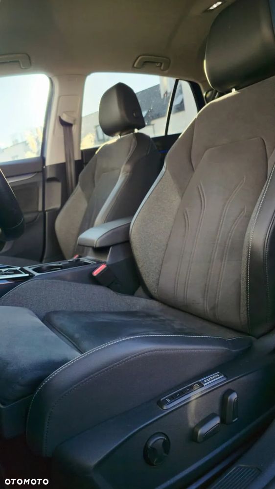 Volkswagen Golf - 12