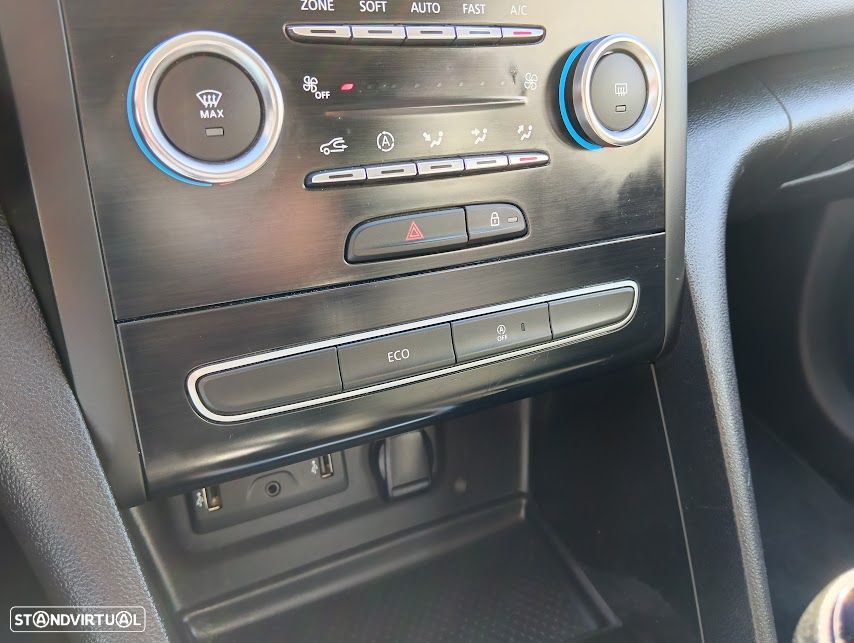 Renault Mégane Sport Tourer BLUE dCi 115 BUSINESS EDITION - 13