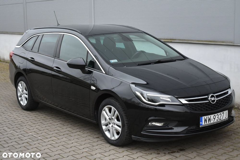 Opel Astra 1.6 CDTI Essentia S&S - 1
