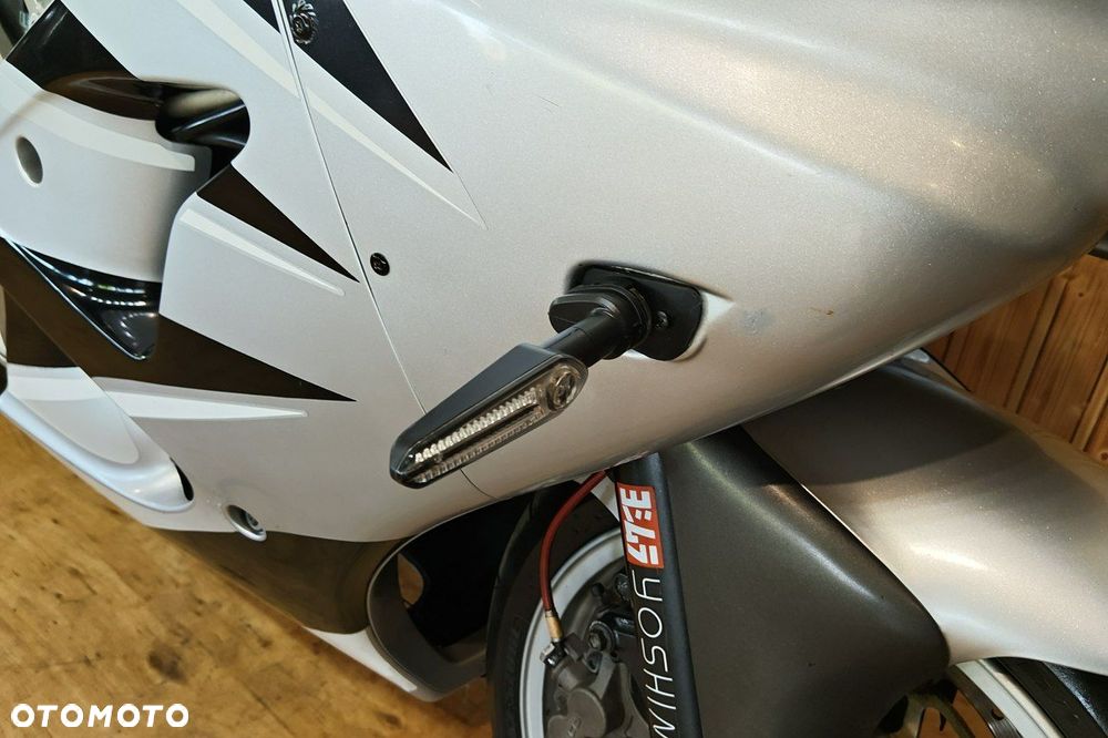 Kawasaki Ninja - 11