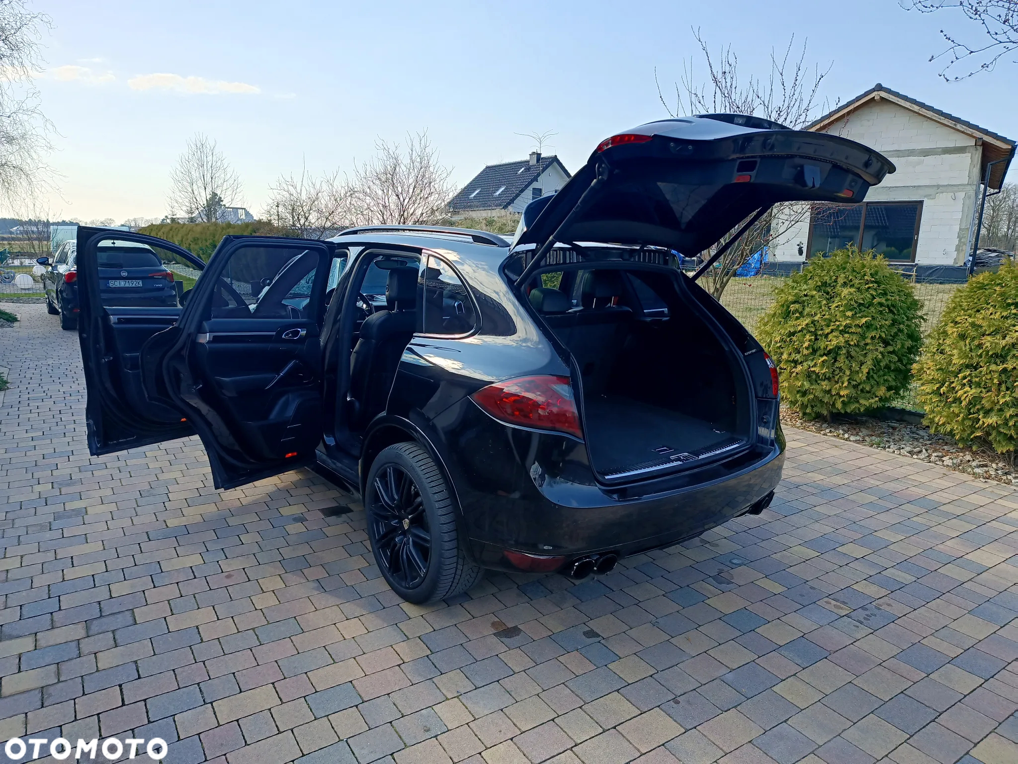 Porsche Cayenne S - 14