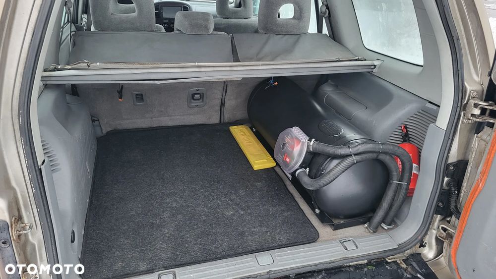 Suzuki Grand Vitara 2.7 V6 - 11