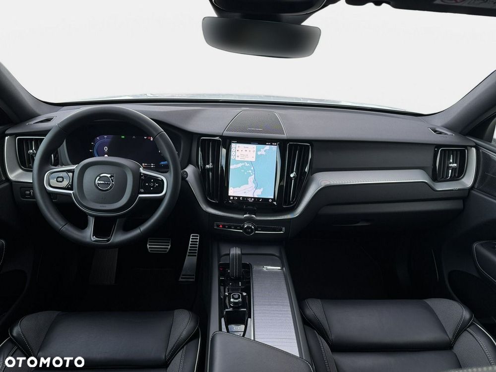 Volvo XC 60 T8 Plug-In Hybrid AWD Plus Dark - 13