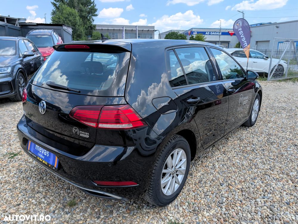 Volkswagen Golf 1.6 TDI DSG Comfortline - 6