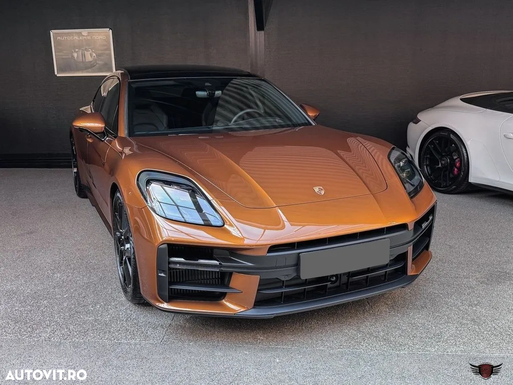Porsche Panamera 4 E-Hybrid - 10