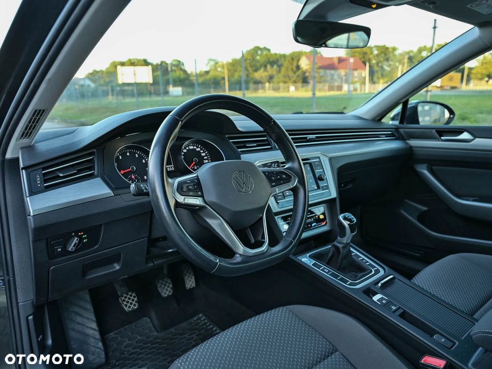 Volkswagen Passat 1.5 TSI EVO Business - 15