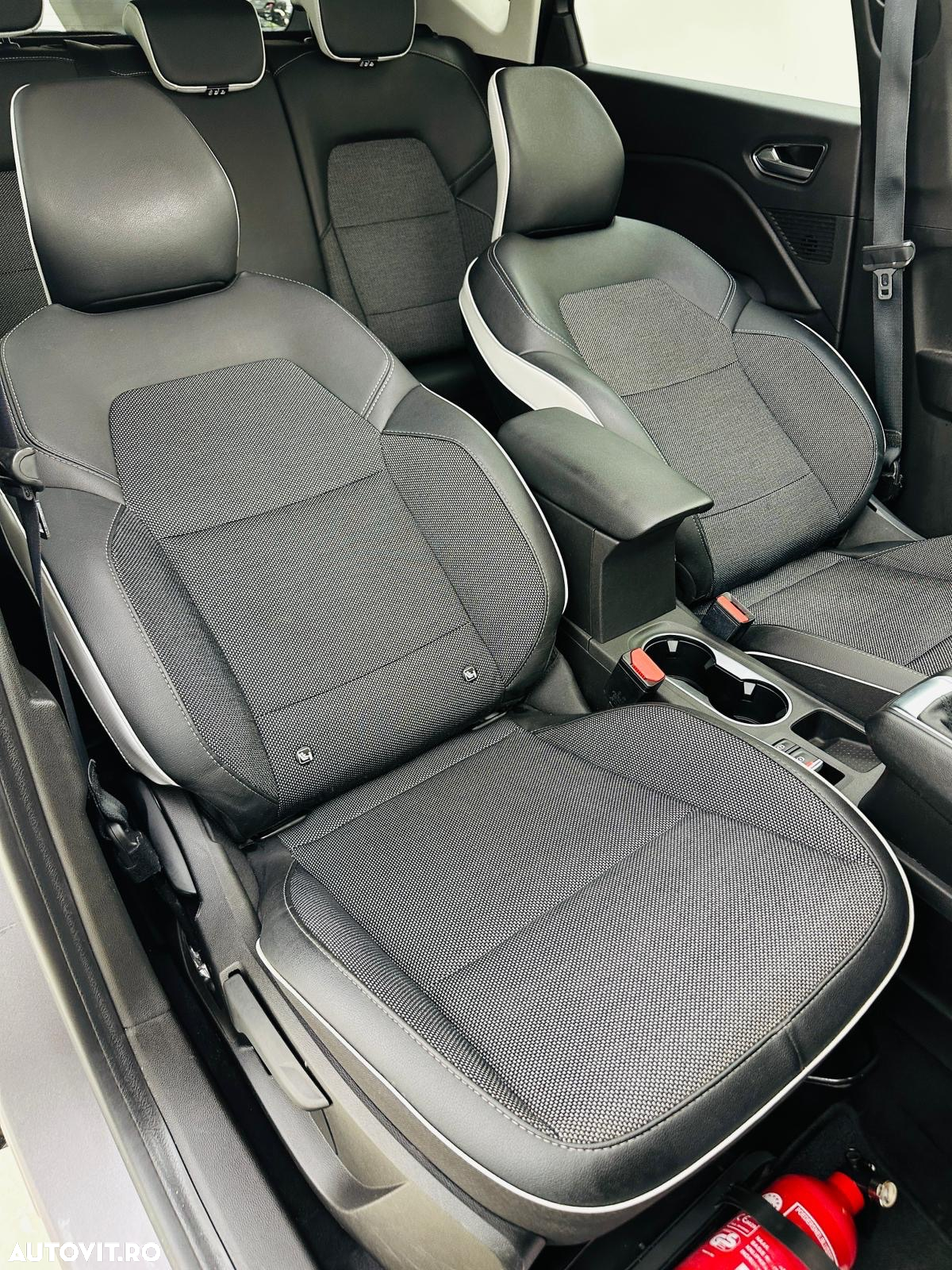 Renault Captur BLUE dCi Life - 28
