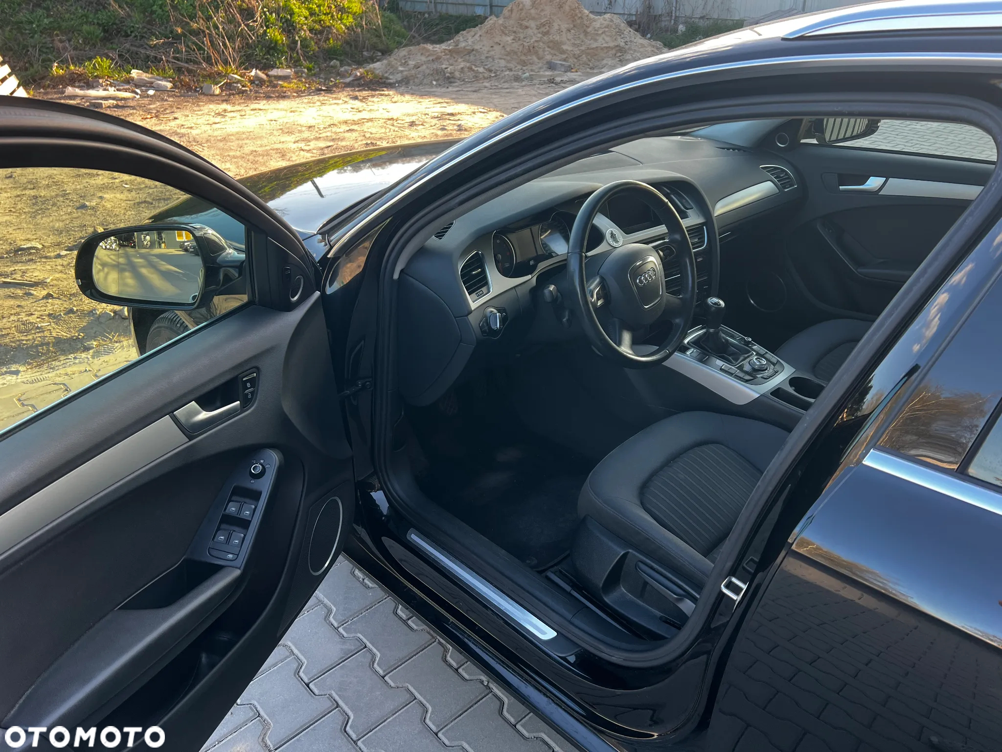Audi A4 Avant 2.0 TFSI Ambiente - 16