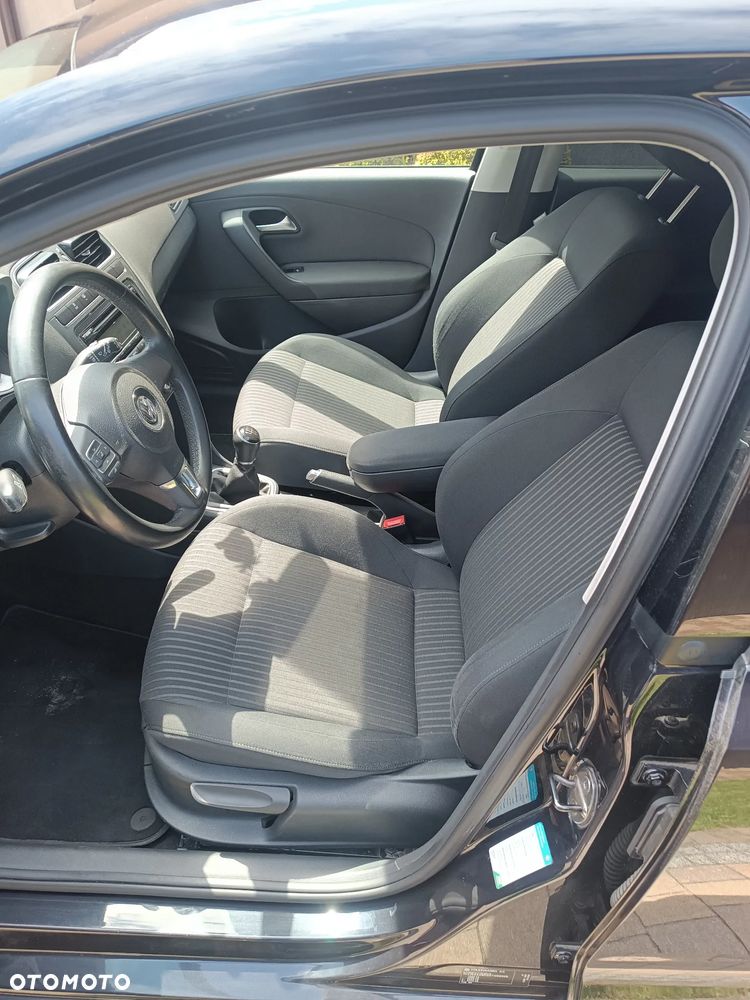 Volkswagen Polo 1.4 16V Comfortline - 10
