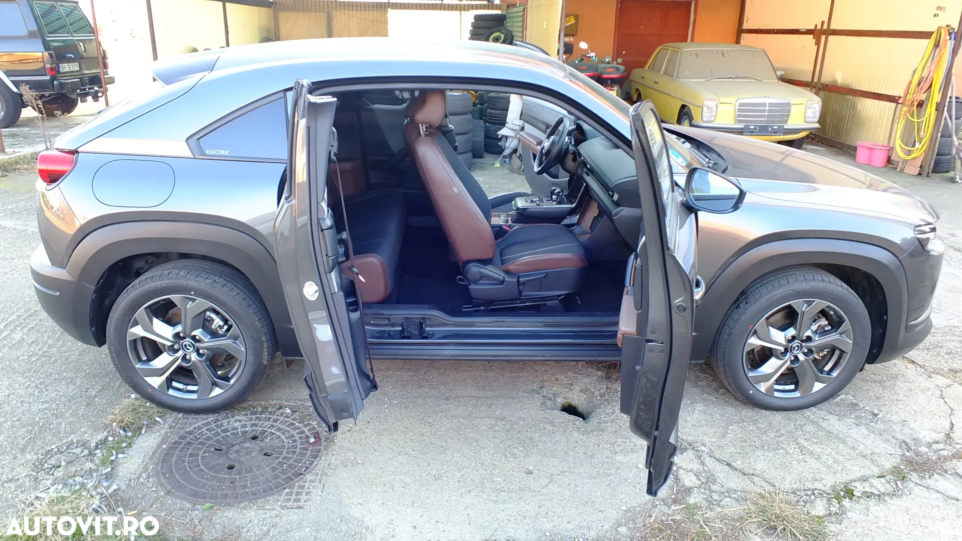 Mazda MX-30 e-Skyactiv EV Exclusive-Line - 32