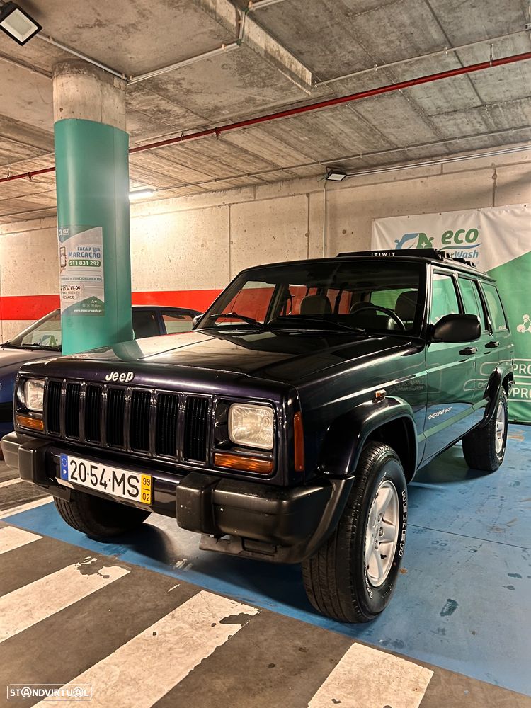 Jeep Cherokee 2.5 TD Sport - 3