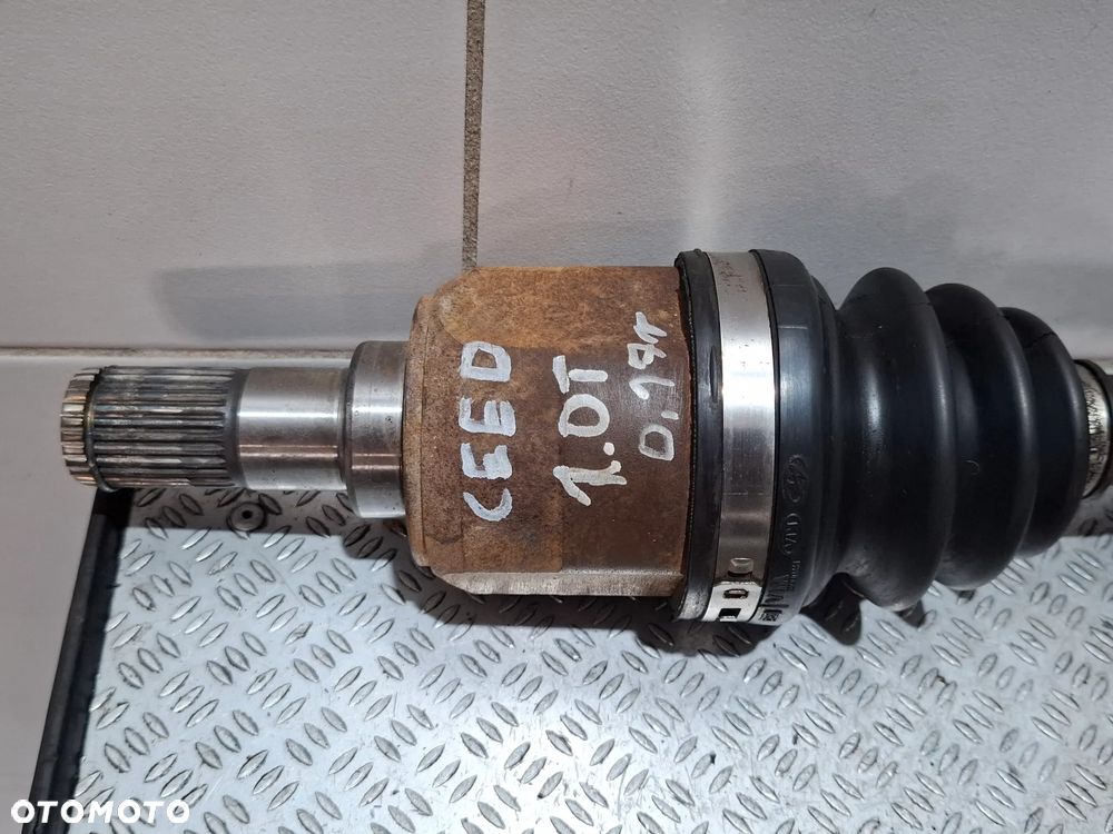 Półoś krótka lewa KIA Ceed II 2017 rok 1,0 T nr 49500-A6600 - 2