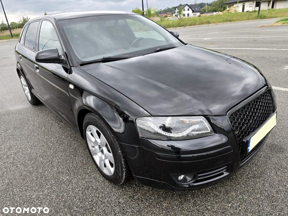 Audi A3 Sportback 2.0 TDI DPF S tronic S line Sportpaket (plus) - 17