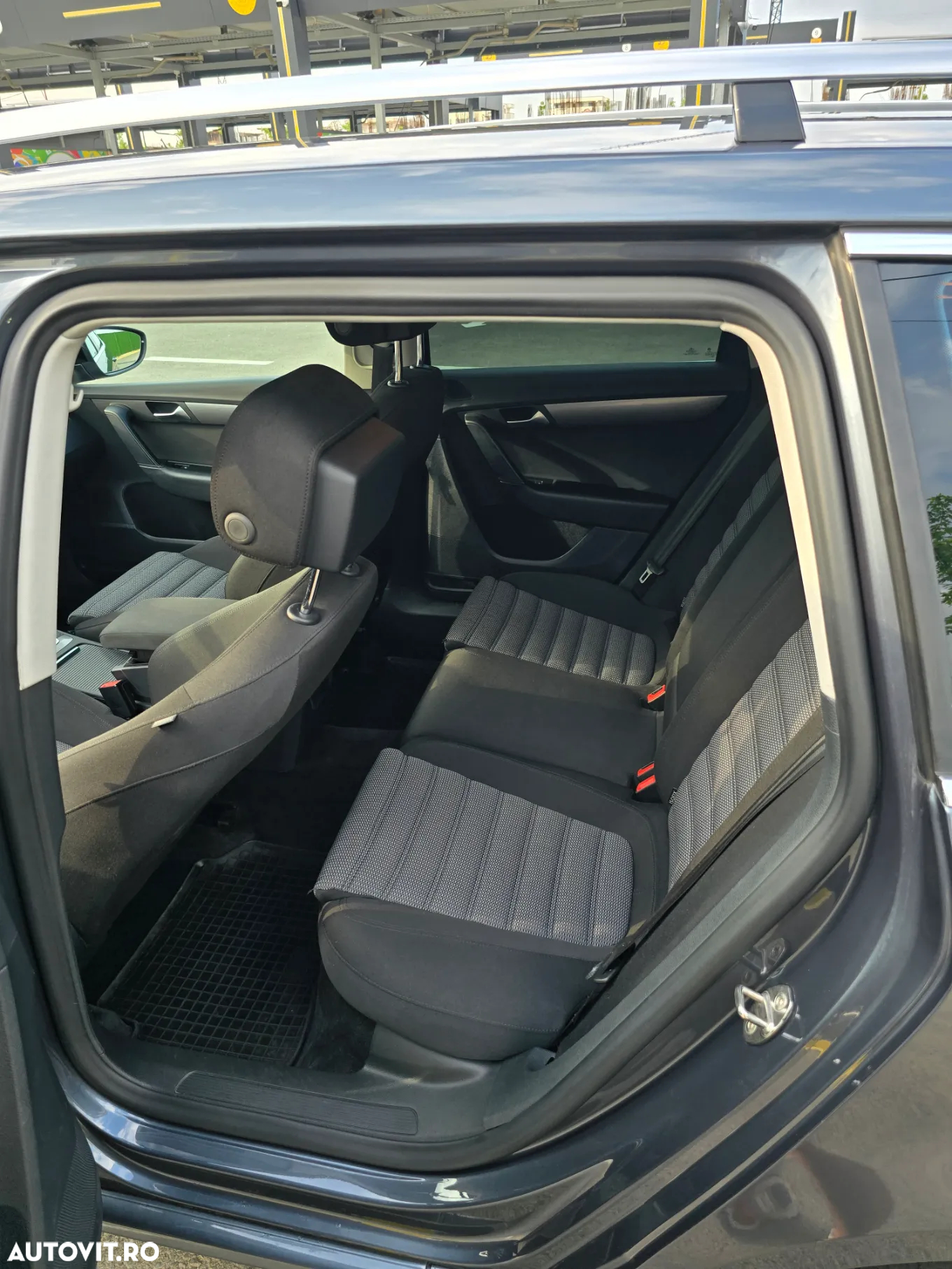 Volkswagen Passat Variant 2.0 Blue TDI DSG SCR Business Edition - 16