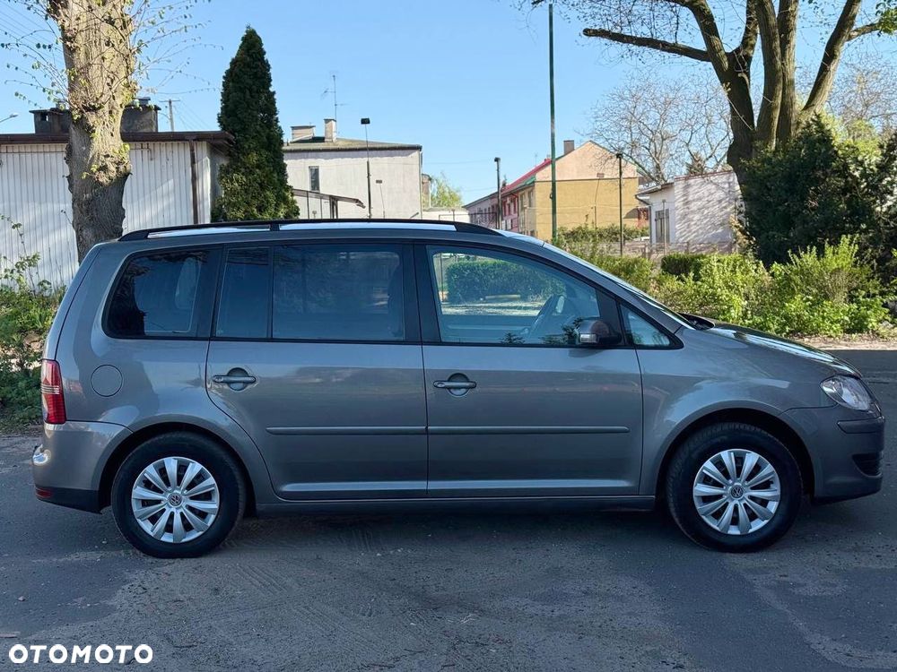 Volkswagen Touran 1.9 TDI Highline - 10