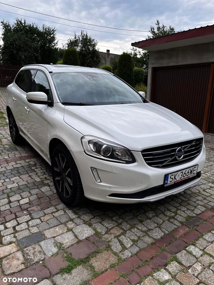 Volvo XC 60 D5 AWD Summum - 2