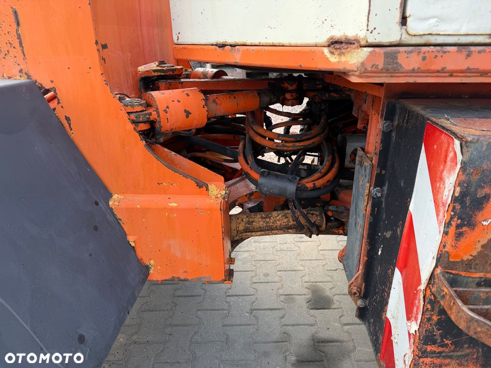 Schaeff 900 902 - 17