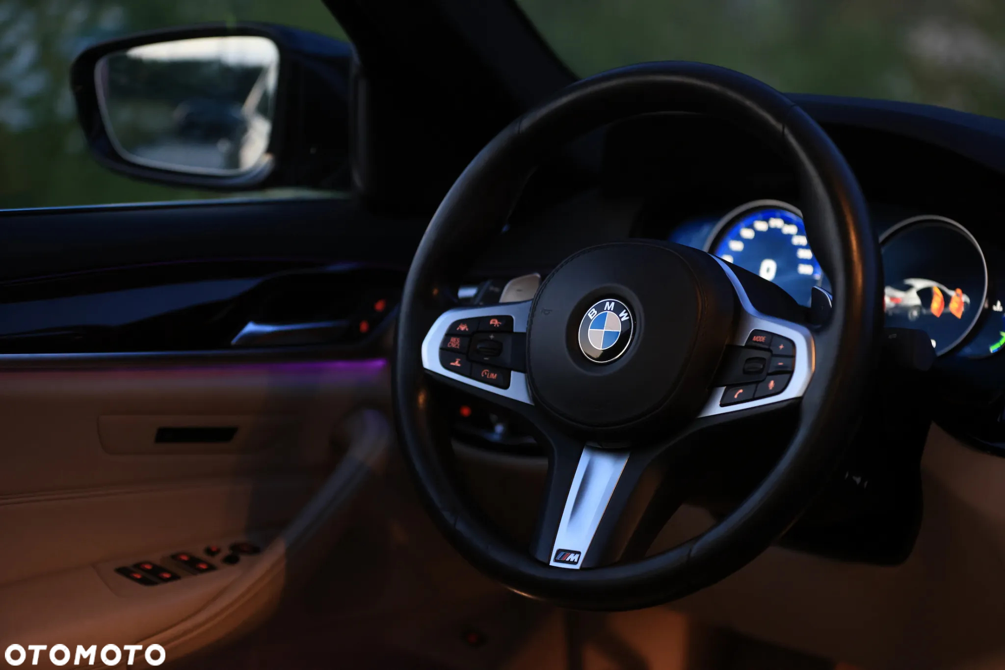 BMW Seria 5 530i xDrive GPF M Sport sport - 33