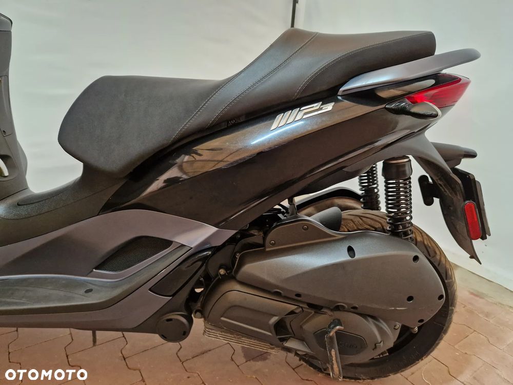 Piaggio MP-3 - 21
