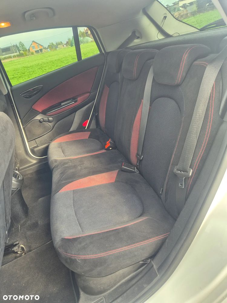 Fiat Bravo 1.4 T-JET 16V Dynamic - 33