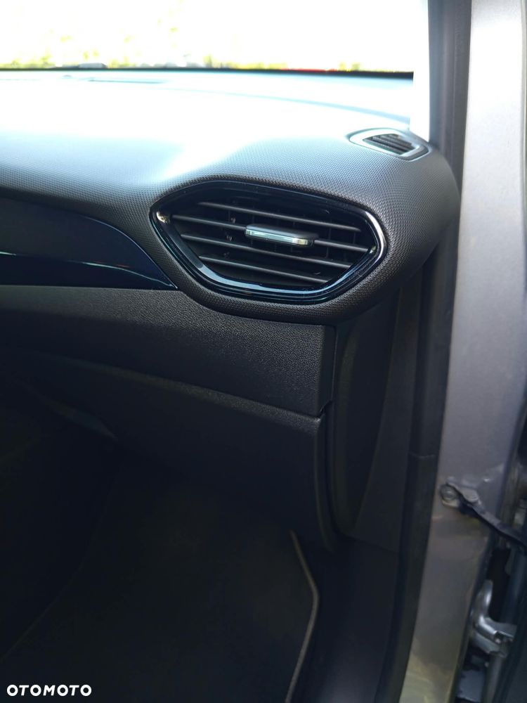 Opel Crossland X - 28