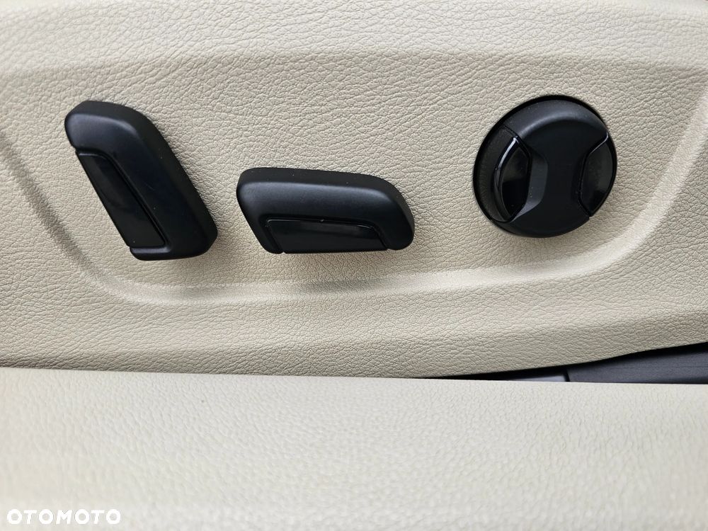 Skoda Superb 2.0 TDI 4x4 L&K DSG - 21