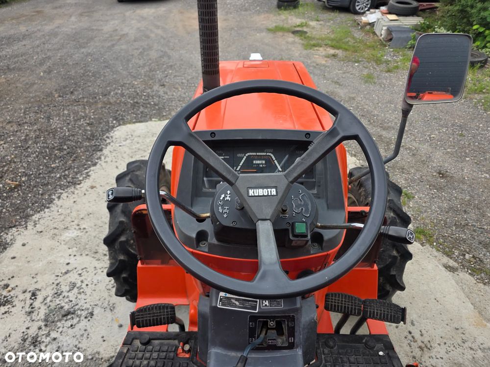 Kubota SUNSHINE L1 435 - 7