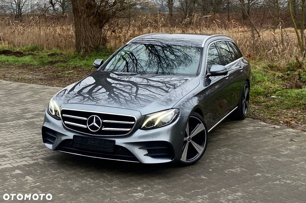Mercedes-Benz Klasa E 220 d 9G-TRONIC AMG Line - 5